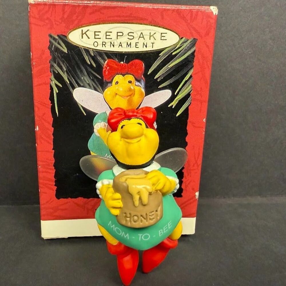 1993 Hallmark Keepsake Ornament Mom-To-Bee--Mint Condition